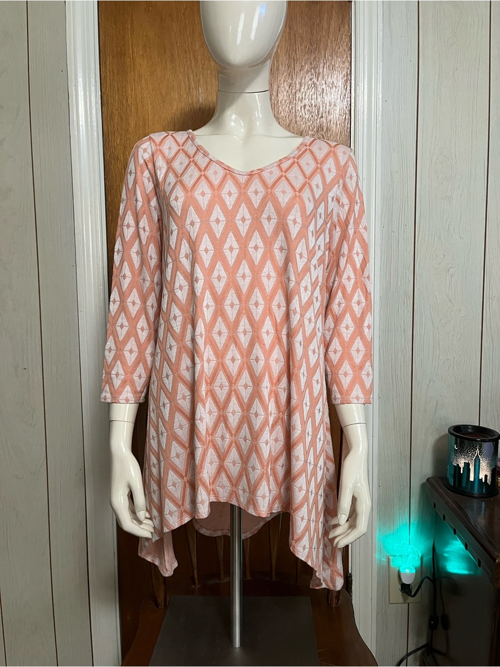 Peach Patterned V-Neck Swing Tunic Top